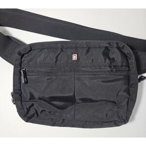 VICTORINOX Swiss Army Black Nylon Waist Pack Fanny Pack Travel Bag Adjustable